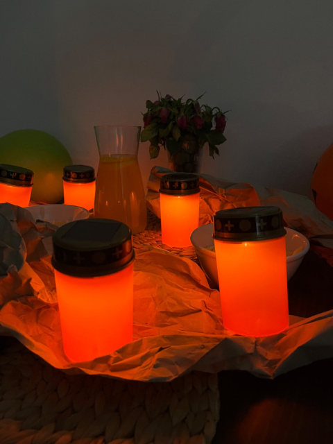 Spooky Lamp - Halloweenowe Znicze Solarne - MEGA PARTY PACK 12 SZT Spooky Lamp - Halloweenowe Znicze Solarne - MEGA PARTY PACK 12 SZT